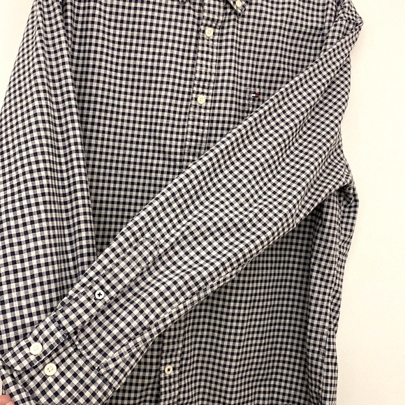 Tommy Hilfiger Button Down Long Sleeve, XL - Picture 6 of 15